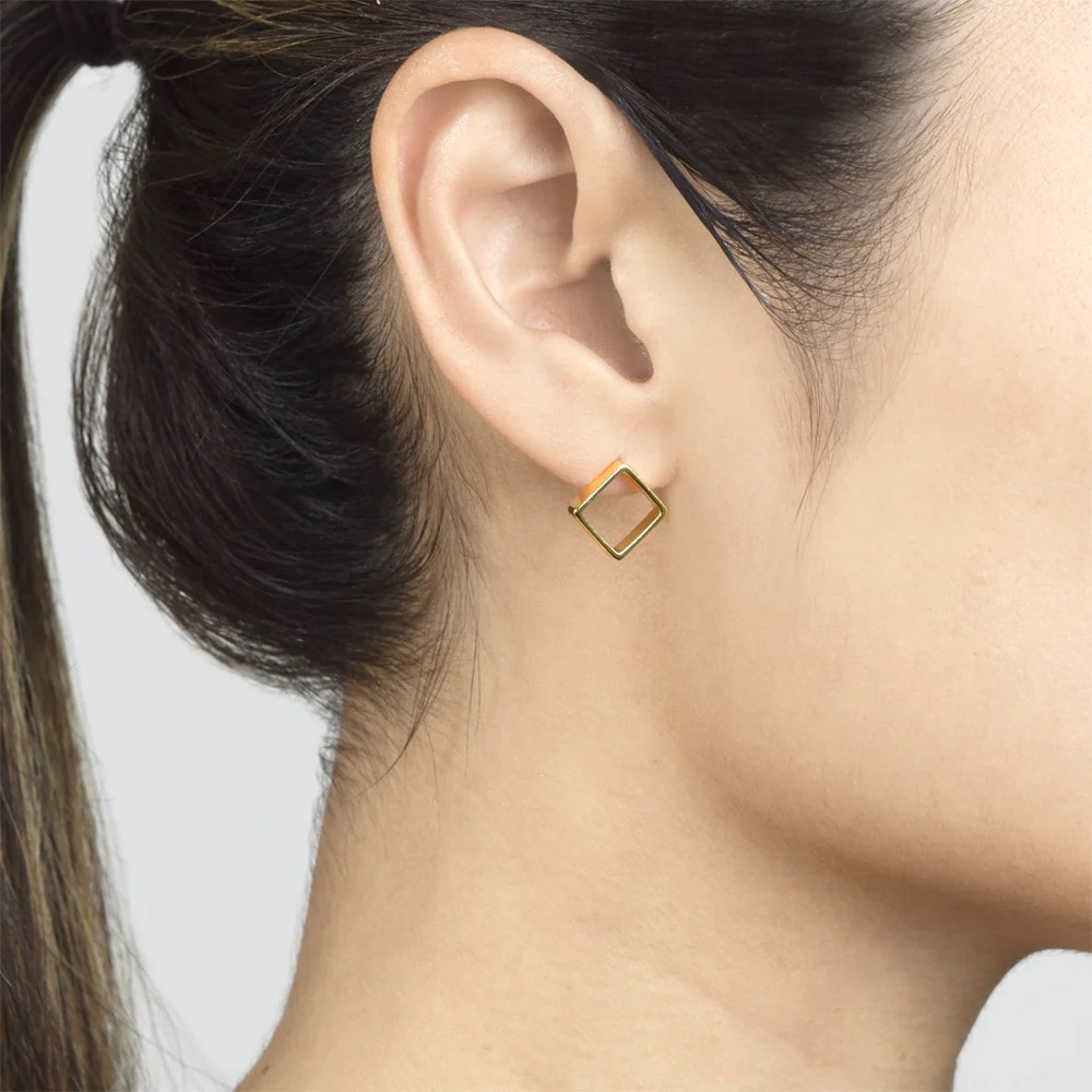 Cynthia rybakoff gold diamond shape earring